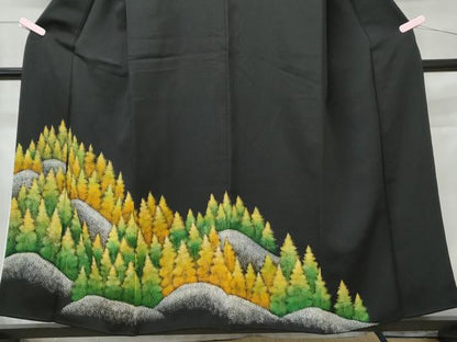 平和屋着物■豪華黒留袖　手描　遠山樹林文　金彩　正絹　逸品　CAAX4995th