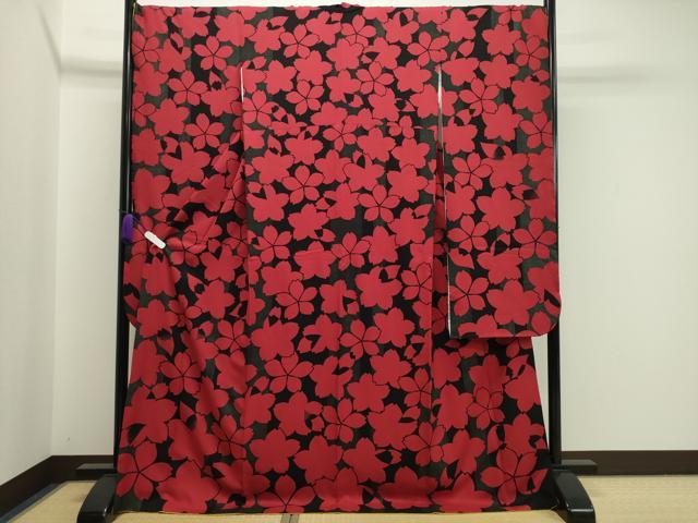 平和屋着物●豪華振袖　刺繍　舞桜文　黒地　正絹　逸品　CAAX5770gh