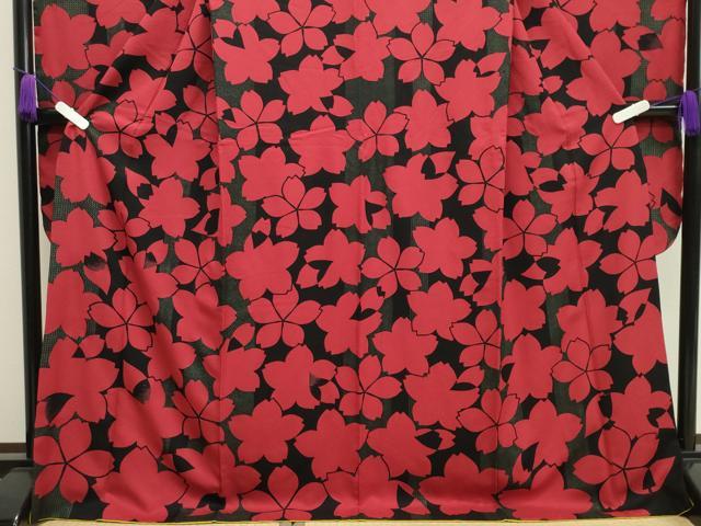 平和屋着物●豪華振袖　刺繍　舞桜文　黒地　正絹　逸品　CAAX5770gh