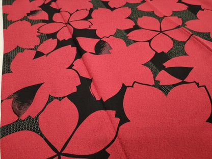 平和屋着物●豪華振袖　刺繍　舞桜文　黒地　正絹　逸品　CAAX5770gh