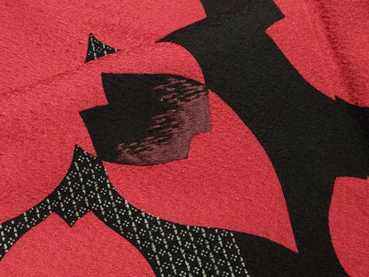 平和屋着物●豪華振袖　刺繍　舞桜文　黒地　正絹　逸品　CAAX5770gh