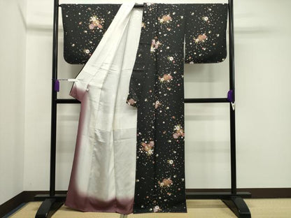 平和屋着物●上質な小紋　雪輪重ね舞梅文　黒地　金彩　鈴乃屋扱い　正絹　逸品　未使用　CAAX5802gh