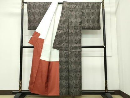 平和屋着物●本場大島紬 7マルキ 菱吉祥文 正絹 逸品 CAAX5809gh