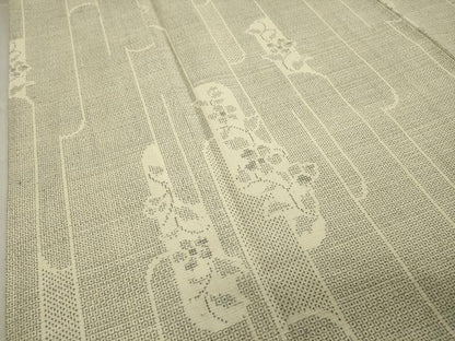 平和屋着物●結城紬 100亀甲 花唐草文 正絹 逸品 未使用 CAAX5869gh