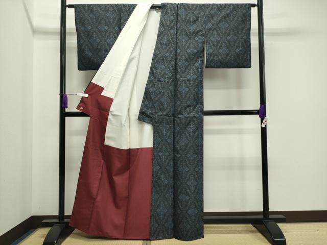 平和屋着物●本場村山大島紬　菱吉祥花文　三越扱い　正絹　逸品　CAAX5883gh
