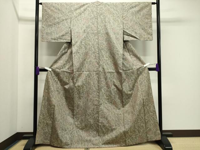 平和屋着物●本場大島紬 7マルキ 更紗花唐草文 三越扱い 正絹 逸品 CAAX5889gh