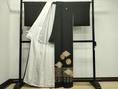 平和屋着物●豪華黒留袖 作家物 駒刺繍 飛鶴菱吉祥花文 金彩 正絹 逸品 CAAX5920gh