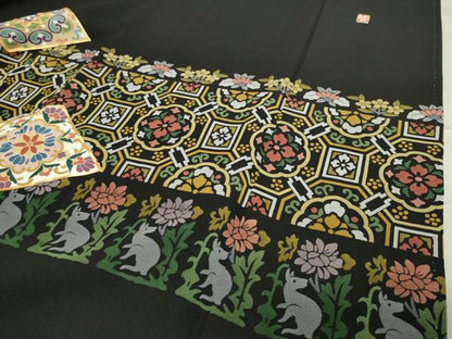 平和屋着物●豪華黒留袖 作家物 駒刺繍 飛鶴菱吉祥花文 金彩 正絹 逸品 CAAX5920gh