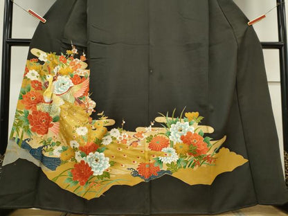 平和屋着物■豪華黒留袖　立波孔雀花文　金彩　正絹　逸品　CAAX6708ou