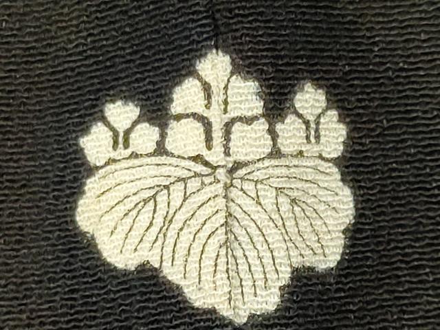 平和屋着物■豪華黒留袖　立波孔雀花文　金彩　正絹　逸品　CAAX6708ou