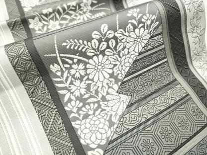 平和屋着物●本場筑前博多織 八寸名古屋帯 雪輪草花文 金糸 正絹 逸品 CAAX7228hy