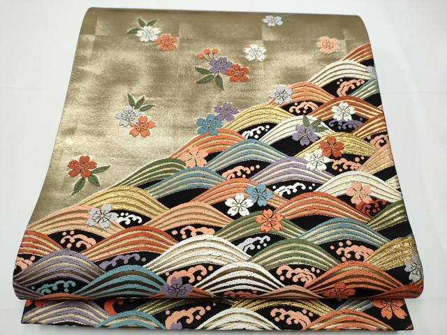平和屋着物●六通柄袋帯 唐織 流水舞桜文 黒地 金糸 正絹 逸品 CAAX7402hy