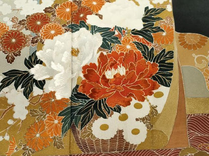 平和屋着物■豪華黒留袖　駒刺繍　松竹梅飛鶴花籠文　金彩　正絹　逸品　CAAX8494dy