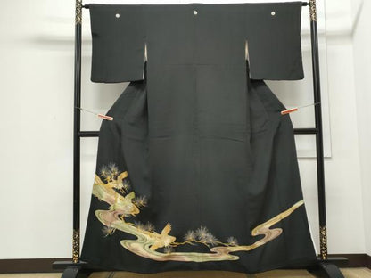 平和屋着物■豪華黒留袖　刺繍　流水飛鶴枝松文　暈し染め　金銀彩　正絹　逸品　CAAY0536th