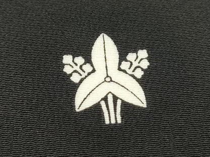 平和屋着物▼豪華黒留袖　総刺繍　駒刺繍　籬文　金彩　正絹　逸品　CAAY0617th