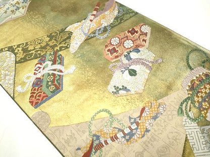 平和屋着物●六通柄袋帯　唐織　文箱草花文　金銀糸　引箔　正絹　逸品　CAAY2549hy