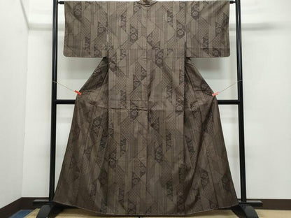 平和屋着物●結城紬　100亀甲　吉祥花唐草文　正絹　逸品　CAAY2851vf