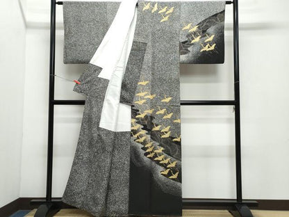 平和屋着物●西陣 じゅらく謹製 訪問着 流水飛鶴文 たたき染め 黒地 金彩 正絹 逸品 CAAY3059vf