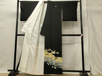 平和屋着物■豪華黒留袖　駒刺繍　流水枝梅松文　金銀彩　正絹　逸品　CAAY3380oy