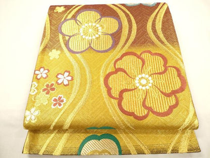 平和屋着物▼六通柄袋帯　唐織　立涌花文　金糸　やまと誂製　正絹　逸品　CAAY4373ak