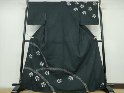平和屋着物∴夏物 訪問着・浴衣兼用 絞り 舞桜 黒地 逸品 CAAY4664ng