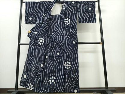 平和屋着物∴夏物 浴衣 有松鳴海絞り 流水舞菊文 綿 逸品 CAAY4777ng