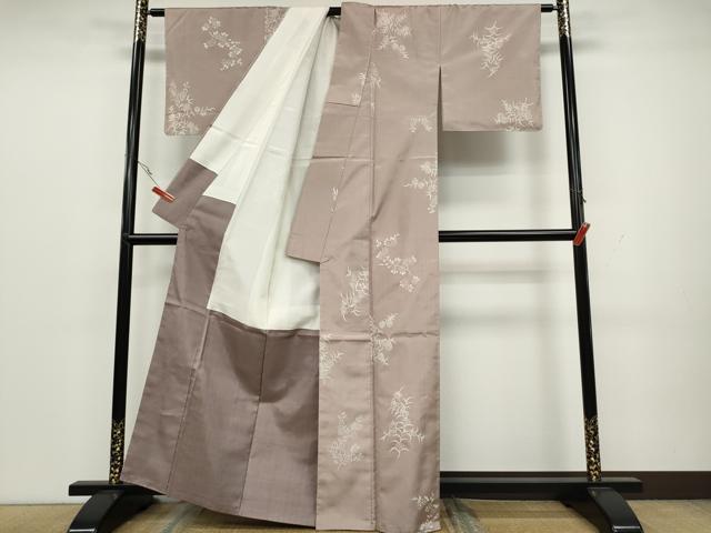 平和屋着物●本場染大島紬 草花文 正絹 逸品 CAAY4848ut