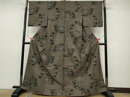 平和屋着物●本場大島紬　9マルキ　地紙風景草木文　正絹　逸品　CAAY4851ut