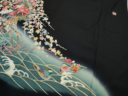 平和屋着物●豪華黒留袖 友禅 作家物 立波陶器花文 暈し染め 正絹 逸品 未使用 CAAY4927ut