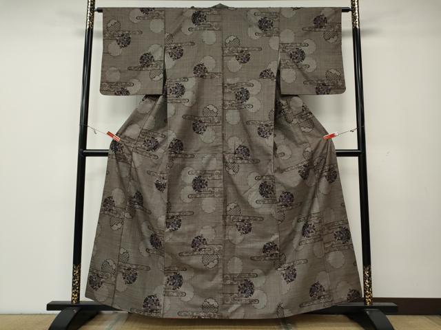 平和屋着物●本場大島紬　7マルキ　エ霞雪輪花文　正絹　逸品　CAAY4968ut