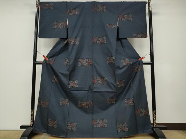 平和屋着物●本場大島紬 9マルキ 色紙花唐草文 正絹 逸品 未使用 CAAY5028ut