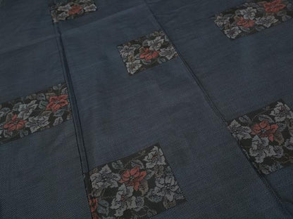 平和屋着物●本場大島紬 9マルキ 色紙花唐草文 正絹 逸品 未使用 CAAY5028ut