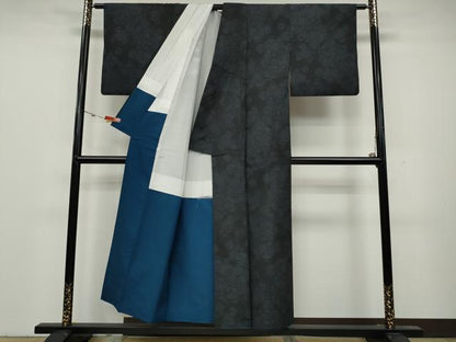 平和屋着物●本場大島紬 舞花文 正絹 逸品 CAAY5035ut