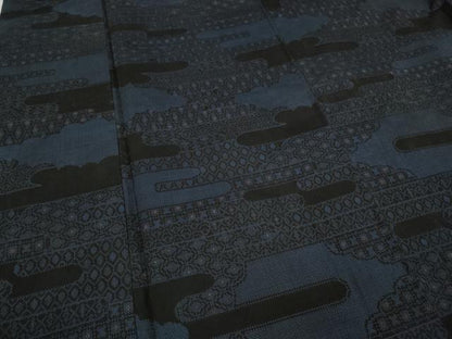 平和屋着物●本場大島紬　7マルキ　雲重ね吉祥文　三越扱い　正絹　逸品　CAAY5042ut