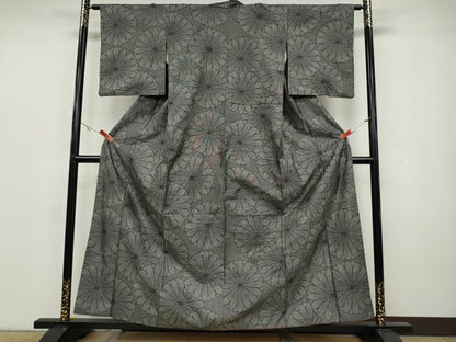 平和屋着物●本場大島紬 9マルキ 舞菊文 正絹 逸品 CAAY5092ut