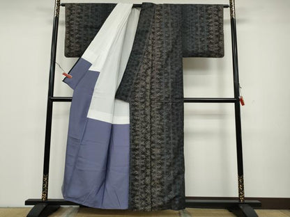 平和屋着物●本場大島紬　7マルキ　草木間道　正絹　逸品　CAAY5096ut