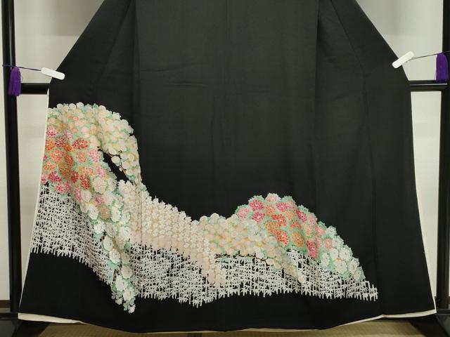 平和屋着物■豪華黒留袖　駒刺繍　梅笹花文　金彩　正絹　逸品　CAAY6569gh