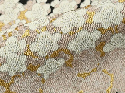 平和屋着物■豪華黒留袖　駒刺繍　梅笹花文　金彩　正絹　逸品　CAAY6569gh