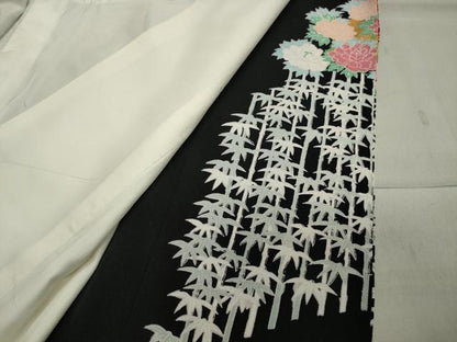 平和屋着物■豪華黒留袖　駒刺繍　梅笹花文　金彩　正絹　逸品　CAAY6569gh