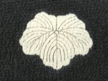 平和屋着物■豪華黒留袖　駒刺繍　笹の葉吉祥花文　金彩　正絹　逸品　CAAY7913fb