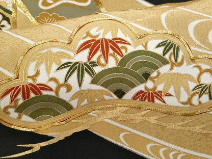 平和屋着物■豪華黒留袖　駒刺繍　笹の葉吉祥花文　金彩　正絹　逸品　CAAY7913fb