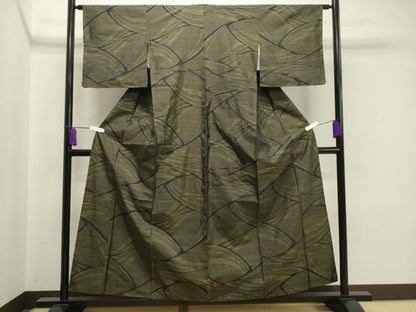 平和屋着物●本場大島紬 吉祥文 正絹 逸品 CAAY8159gh