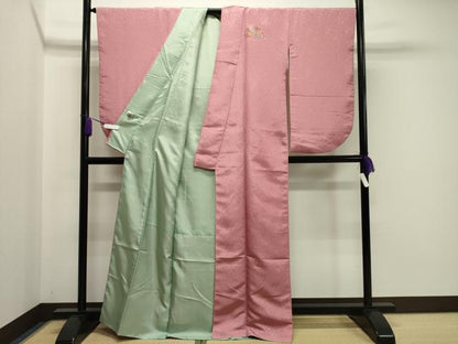 平和屋着物●小振袖　二尺袖　孔雀花文　紅梅色　金銀彩　洗える着物　未使用　CAAY8165gh