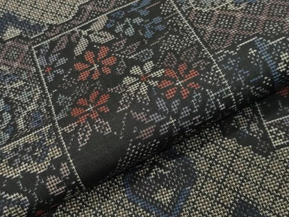 平和屋着物●本場大島紬　9マルキ　雲取り色紙花文　正絹　逸品　未使用　CAAY8210gh