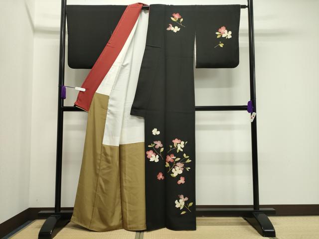 平和屋着物●華道家　楠目ちづ　訪問着　枝花文　黒地　鬼しぼ縮緬　正絹　逸品　CAAY8211gh