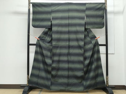 平和屋着物●上質な紬　霞文　正絹　逸品　CAAY9537th