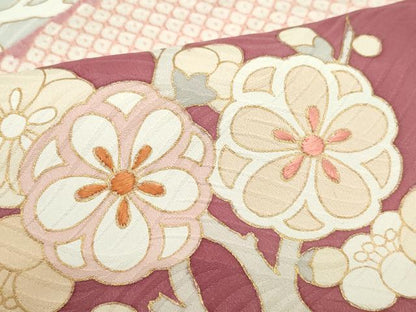 平和屋着物●創業460年・千總　振袖　刺繍　雪輪草花文　金彩　高島屋扱い　正絹　逸品　CAAZ0815vf