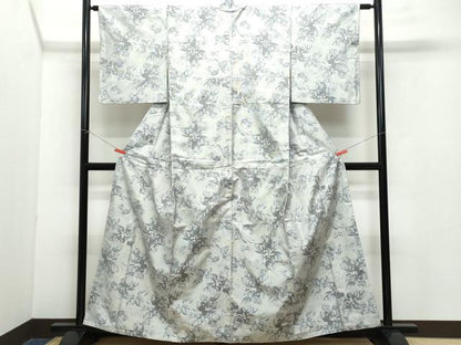 平和屋着物●本場大島紬 白大島 7マルキ 草花文 総絣 正絹 逸品 CAAZ0827vf