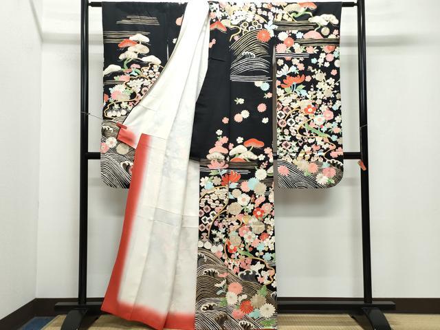 平和屋着物●豪華振袖　駒刺繍　立波宝尽くし花文　黒地　金彩　正絹　逸品　CAAZ0829vf