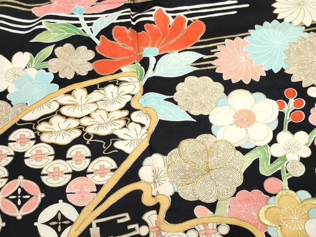 平和屋着物●豪華振袖　駒刺繍　立波宝尽くし花文　黒地　金彩　正絹　逸品　CAAZ0829vf